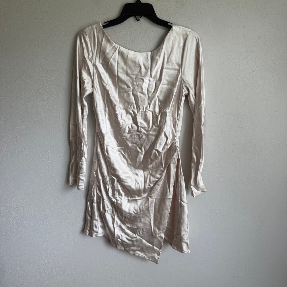 NWT Saints + Secrets Champagne Satin Long Sleeve Open Back Dress Womens M
